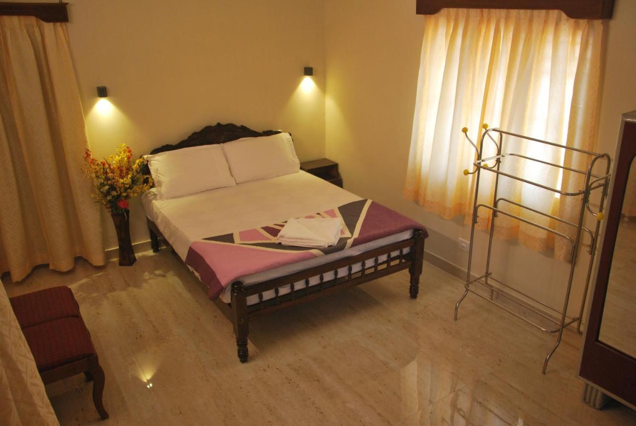 Casa Feliz Bed and Breakfast Fort Kochi Exteriör bild