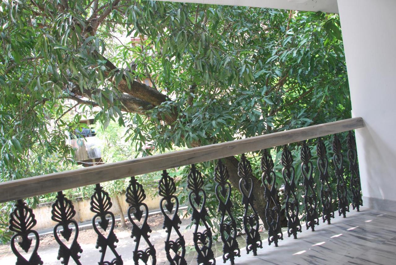 Casa Feliz Bed and Breakfast Fort Kochi Exteriör bild