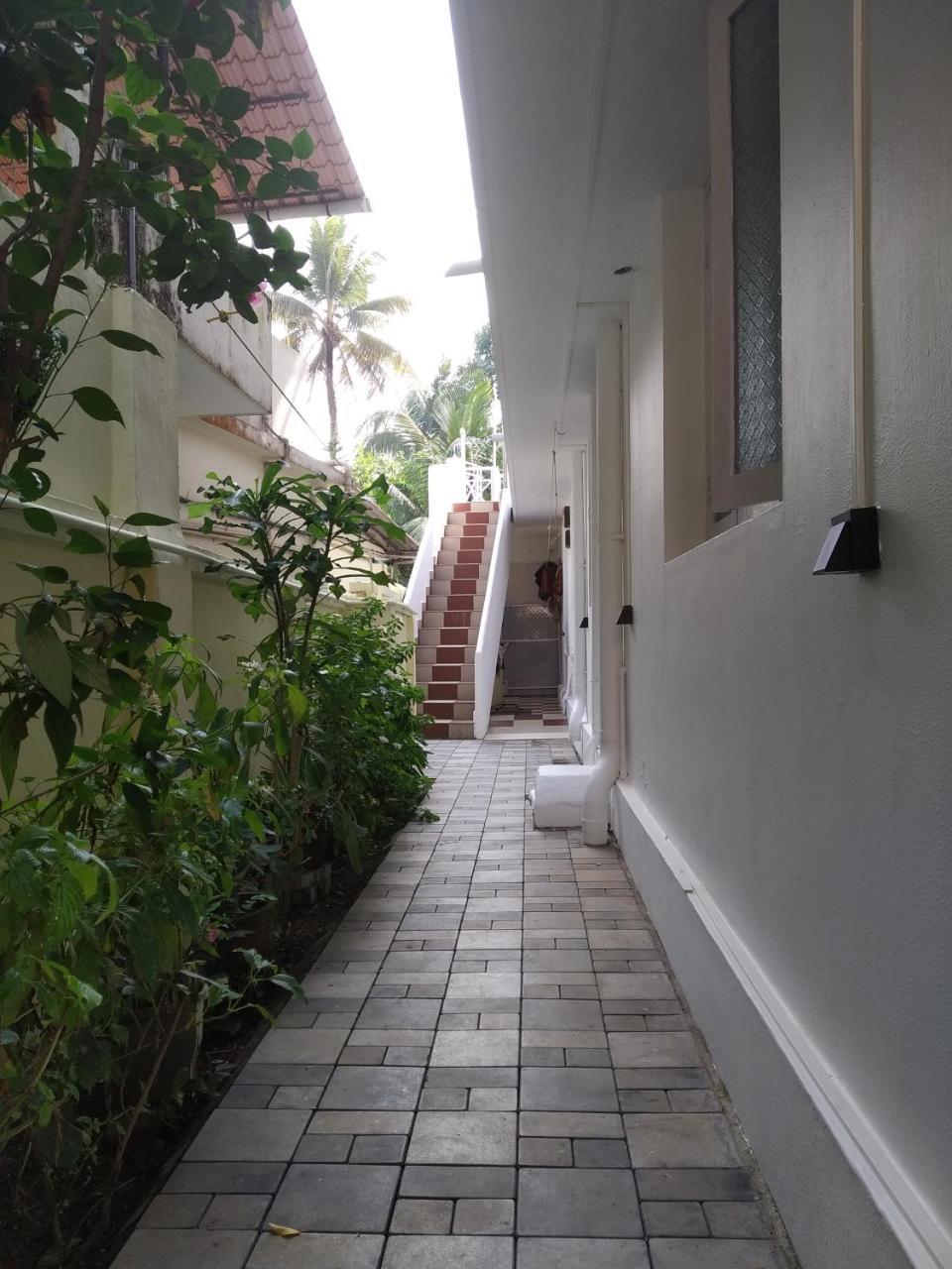 Casa Feliz Bed and Breakfast Fort Kochi Exteriör bild